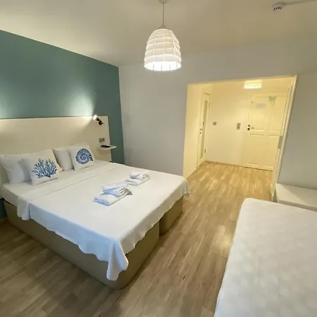 Alicante - Adult Only Hotell 2*